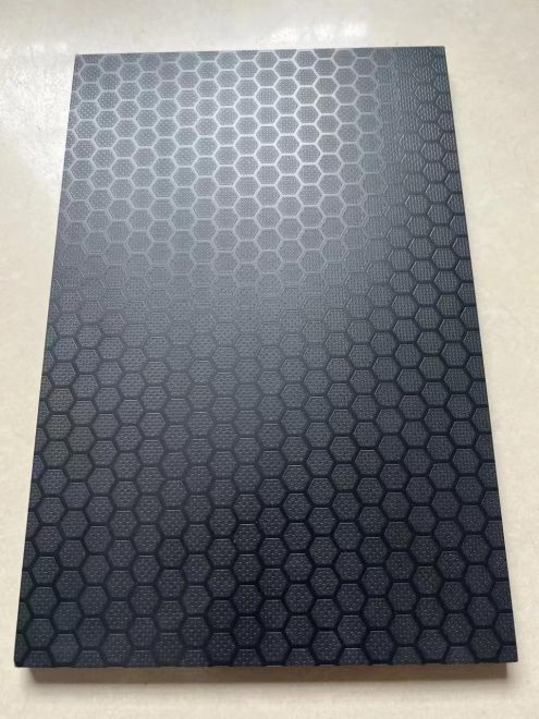 PVC plastic flooring: ideal for public places